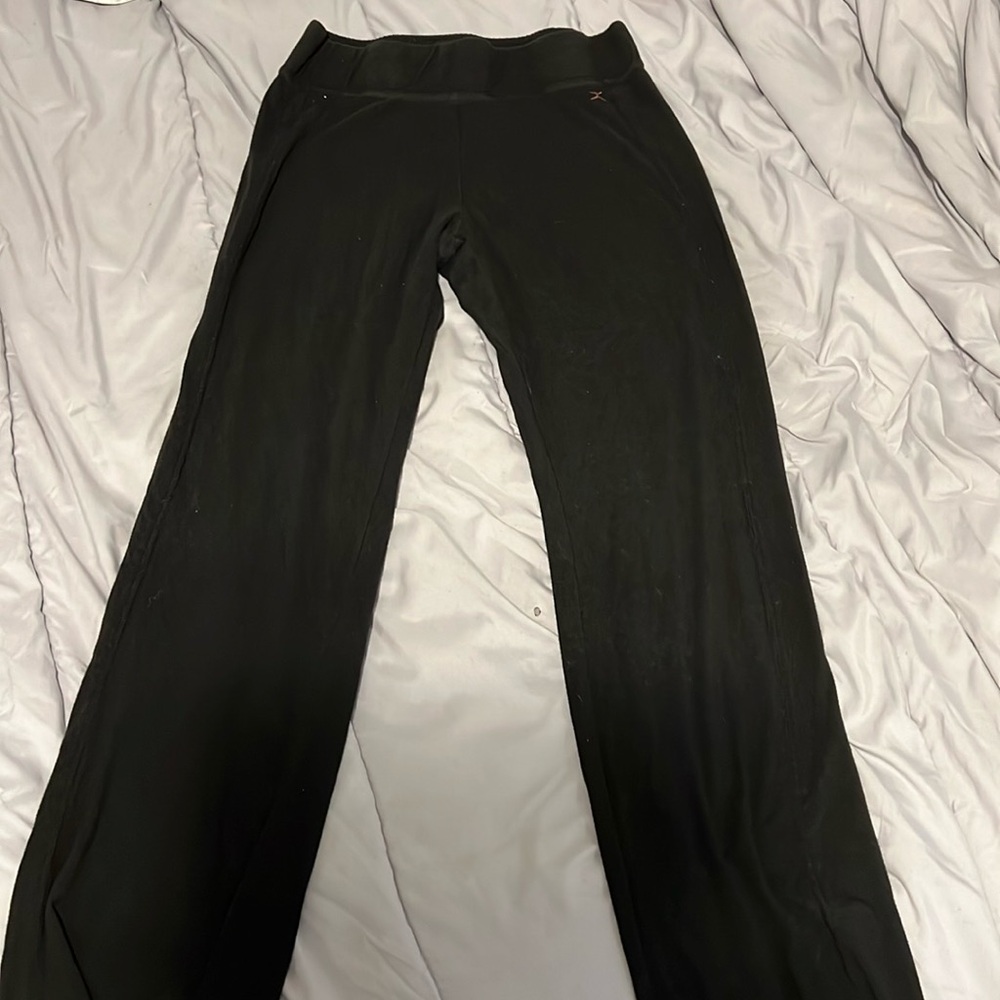 Size large dangling yoga pants